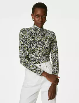 Топ приталенного кроя из хлопка с принтом Marks & Spencer, зеленый микс