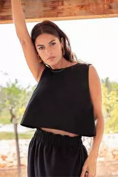 Топ-Ракушка из льняной смеси Ro&Zo, черный