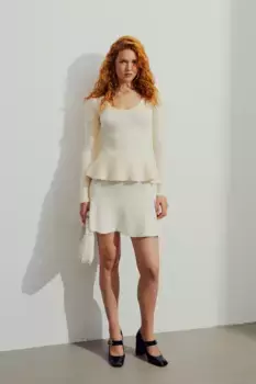 Топ с эластичным трикотажем и баской H&M, бежевый