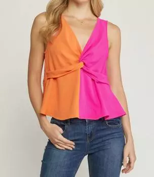 Топ с цветными блоками Twist Front в оранжевом/розовом цвете entro