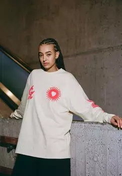 Топ с длинными рукавами CAUSING PANIC Grimey, цвет crema