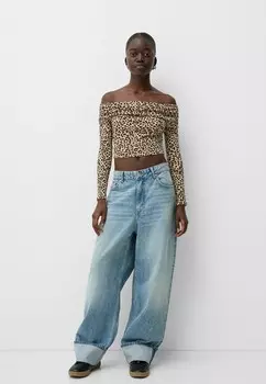 Топ с длинными рукавами GATHERED BARDOT Bershka, коричневый