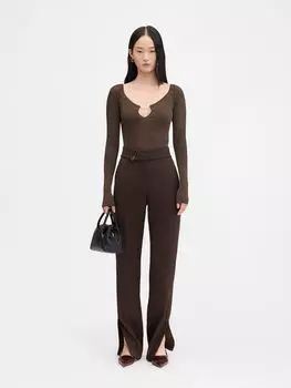 Топ с длинными рукавами и фестончатой отделкой JACQUEMUS The Pral top, темно-коричневый