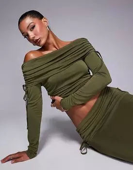 Топ с длинными рукавами и мягкой ручкой, открытыми плечами, оливкового цвета ASOS DESIGN