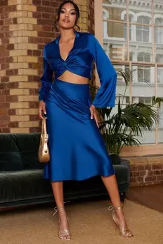 Топ с длинными рукавами и отделкой из атласа Chi Chi London, синий