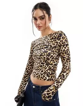 Топ с длинными рукавами и воротником-лодочкой Stradivarius с леопардовым принтом