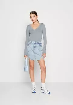 Топ с длинными рукавами Pcbarbera Pieces, солдат