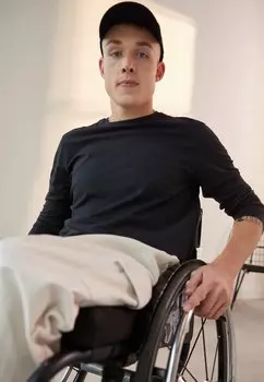 Топ с длинными рукавами Pier One, черный