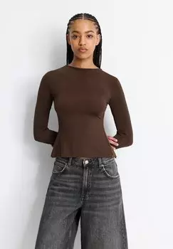 Топ с длинными рукавами WITH STRAPPY BACK PULL&BEAR, темно-коричневый
