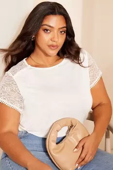 Топ с короткими рукавами и кружевными вставками Curves Like These, белый
