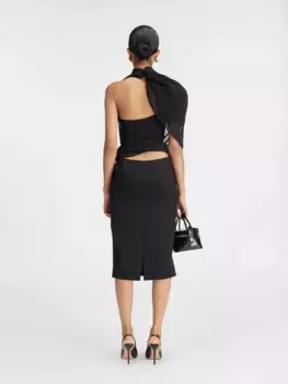 Топ с мягкой подкладкой на плечах Ле Пабло Jacquemus, черный