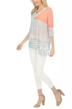 Топ с V-образным вырезом и нашивкой Tango CARINE