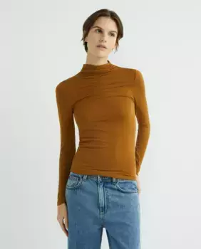 Топ с воротником и длинными рукавами Yas, светло-коричневый
