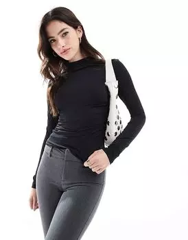 Топ с высоким воротом и длинными рукавами черного цвета Stradivarius