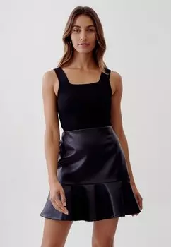 Топ SARAH TUSSAH, цвет black