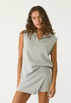 Топ SOFT-TOUCH WITH ZIP Stradivarius, серый