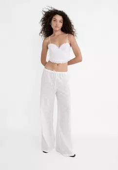 Топ Stradivarius, белый