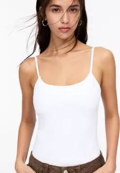 Топ STRAPPY PULL&BEAR, белый