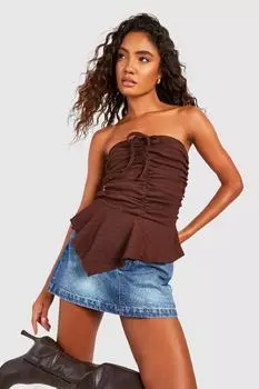 Топ текстурированный топ-бандо с рюшами на ниме Boohoo, шоколадный