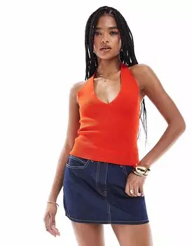 Топ тонкой вязки Pimkie с V-образным вырезом и воротником-халтер красного цвета