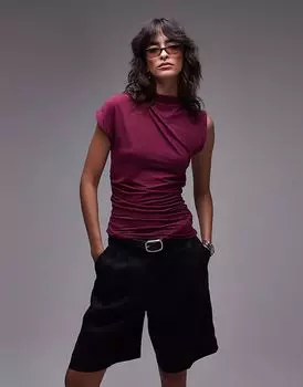 Топ Topshop с высоким воротом, асимметричной сборкой по бокам, бордового цвета