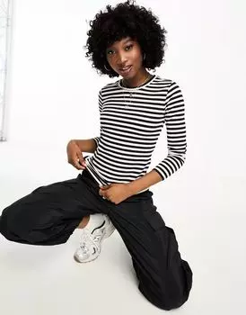 Топ в рубчик с длинными рукавами JDY в черно-белую полоску