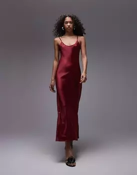 Topshop — длинное платье-комбинация бордового цвета с тонкими бретелями и круглым вырезом