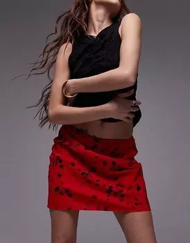 Topshop – Красная мини-юбка с черными цветами и косым кроем
