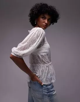 Topshop – Кружевной топ с баской цвета слоновой кости