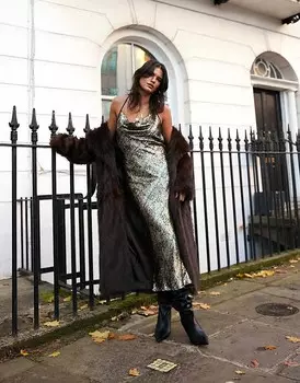 Topshop – платье-майка цвета металлик с воротником-хомутом и животным принтом