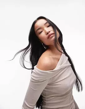 Topshop – ТОП с открытыми плечами цвета Off White
