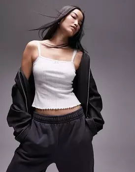 Топшоп Topshop – белого цвета с кружевной отделкой и квадратным вырезом