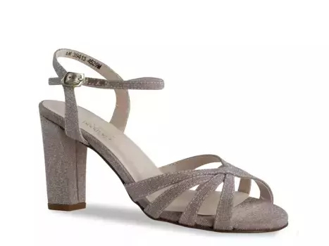 Touch Ups by Benjamin Walk Touch Ups от Benjamin Walk Maeve Sandal, цвет шампанского