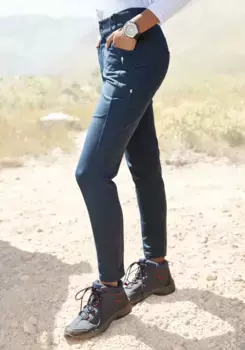 Трекинговые брюки LASCANA ACTIVE "Slim fit", с мягким начесом на внутренней стороне, синий