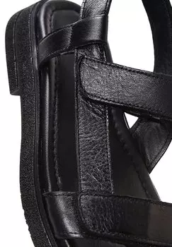 Трекинговые сандалии Derimod, черные