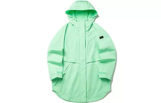 Тренчкот Variety Training Collection женский, бальзамово-зеленый Anta