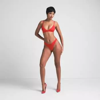 Треугольный бюстгальтер-бралетт SKIMS, цвет cherry