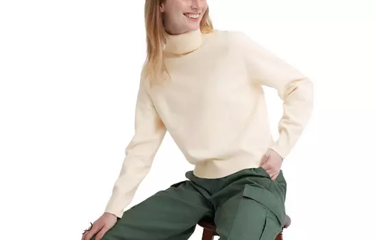 Трикотаж женский молочно-белый Uniqlo
