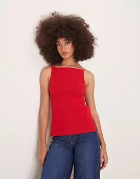 Трикотажная майка Abercrombie & Fitch с высоким воротом и разрезами по бокам красного цвета