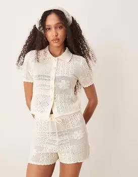 Трикотажная рубашка в стиле пэчворк от ASOS DESIGN кремового цвета