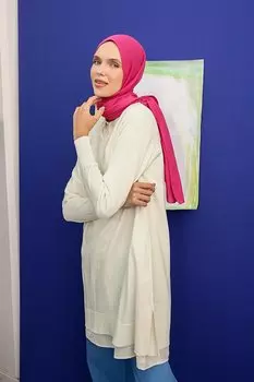 Трикотажная туника с V-образным вырезом цвета экрю ALL DAY