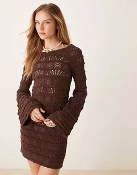 Трикотажное мини-платье ASOS DESIGN с открытыми петлями и расклешенными рукавами шоколадного цвета