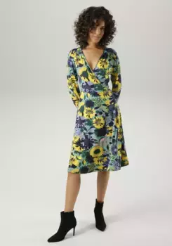 Трикотажное платье Aniston CASUAL с V-образным вырезом и запахом - НОВАЯ КОЛЛЕКЦИЯ, зеленый