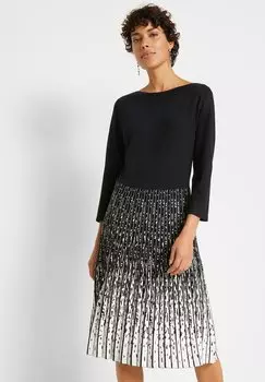 Трикотажное платье bonprix, черное