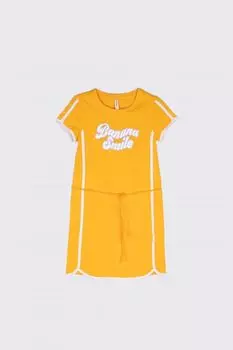 Трикотажное платье Coccodrillo мед с декоративной отделкой и надписью