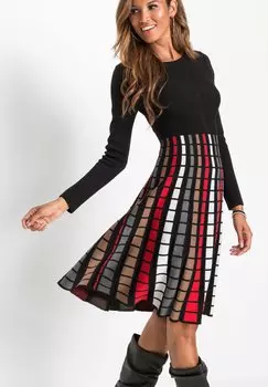 Трикотажное платье Mit Karos bonprix, цвет schwarz rot braun wollwei kariert