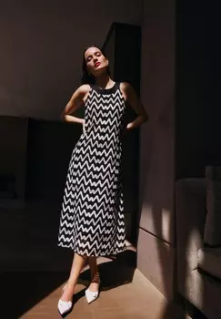 Трикотажное платье NECKHOLDER OHNE ARM Betty & Co, черный