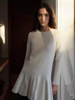 Трикотажное платье-оттоманка расклешенного силуэта Mango, светло-бежевый