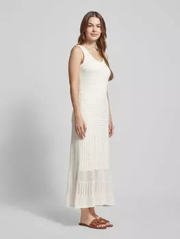 Трикотажное платье с круглым вырезом comma, кремовый