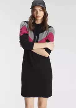Трикотажное платье Tamaris с капюшоном, цвет Schwarz Offwhite Pink